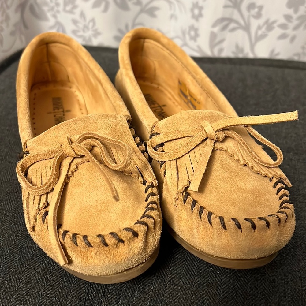 Minnetonka Moccasin - Wmns Kilty Hardsole